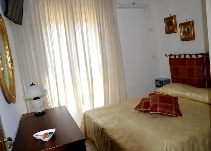 Casavacanza La Regina بيت للعطل *